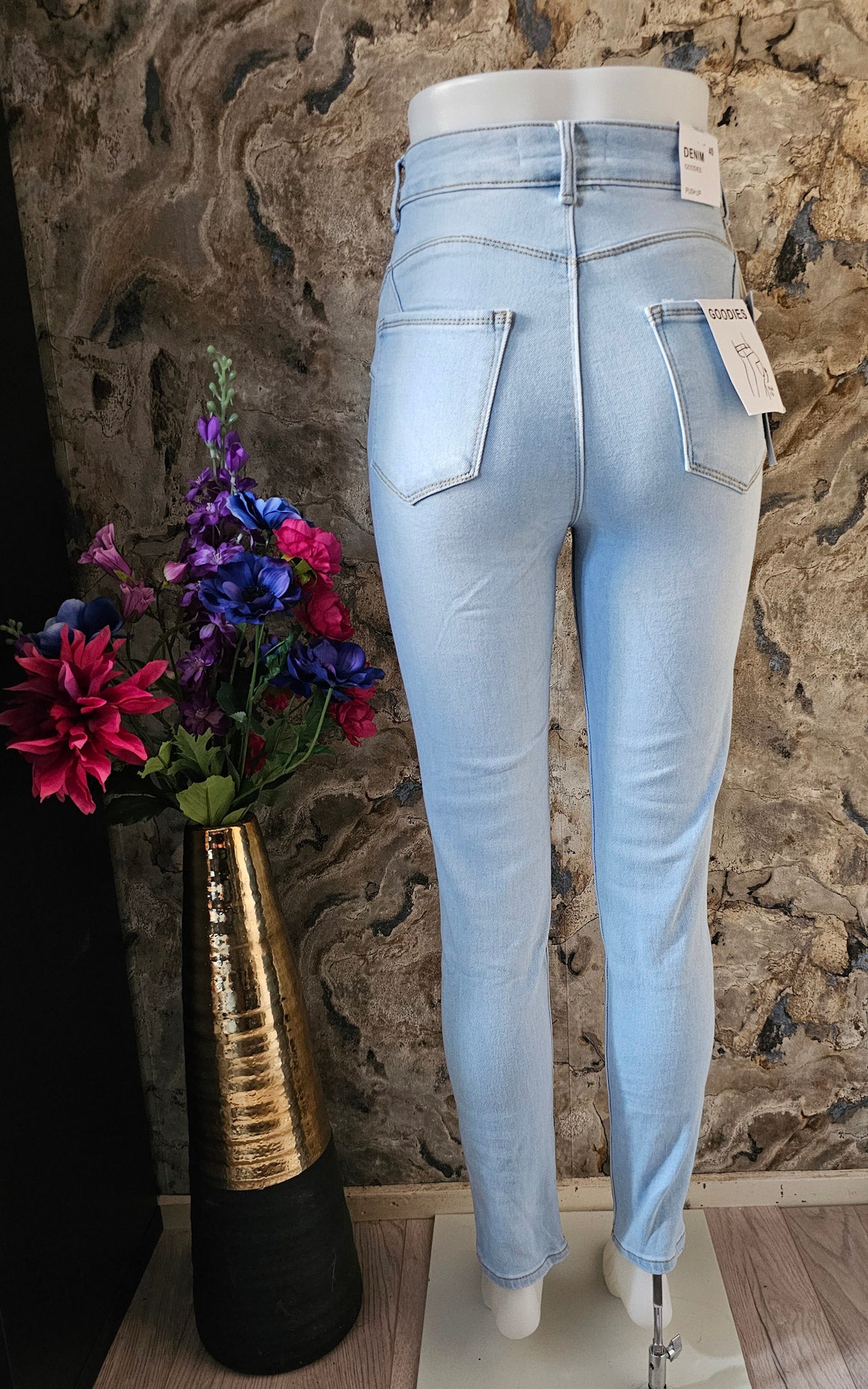 GOODIES JEANS | LIGHT DJ 2466