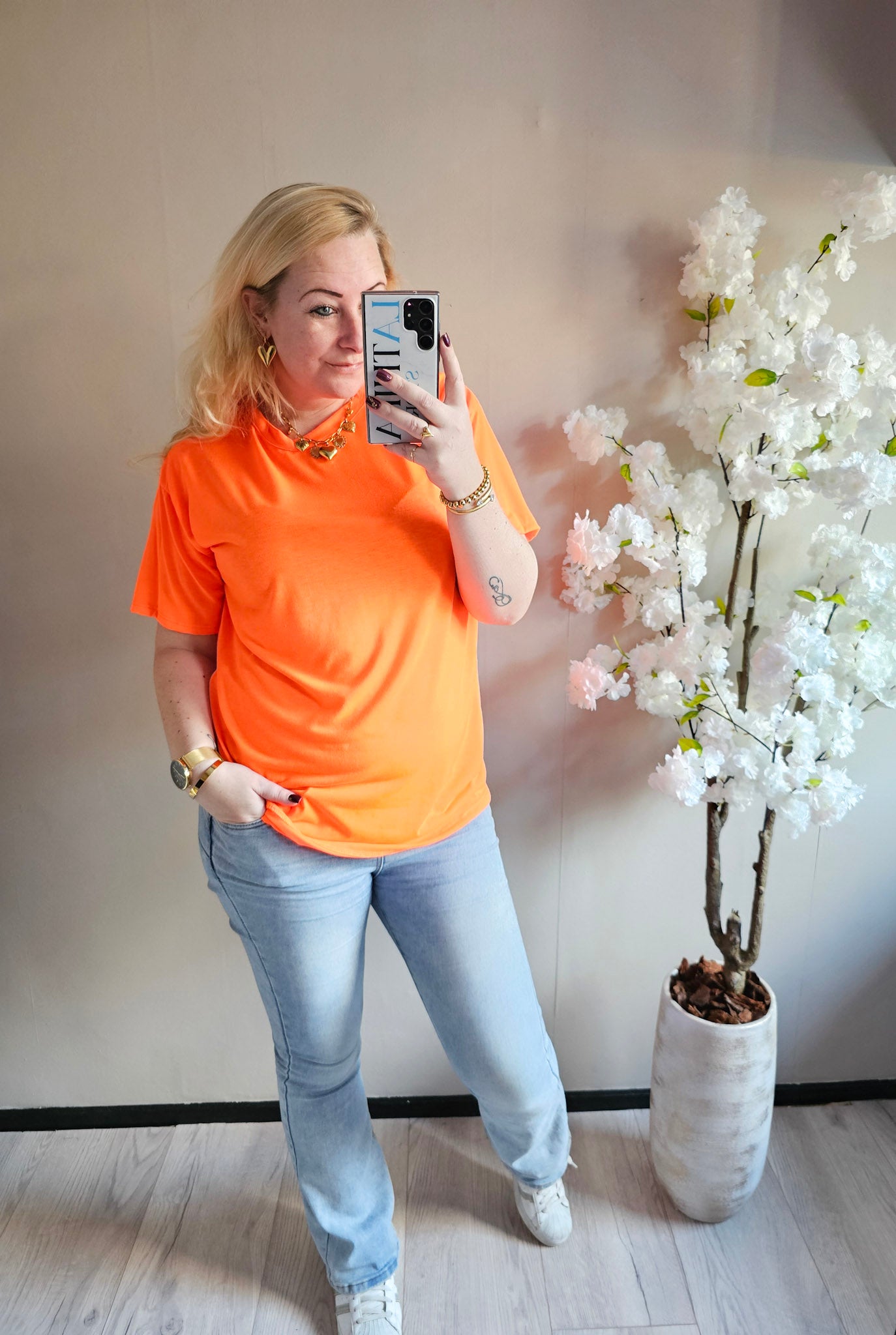 BASIC T-SHIRT | ORANJE