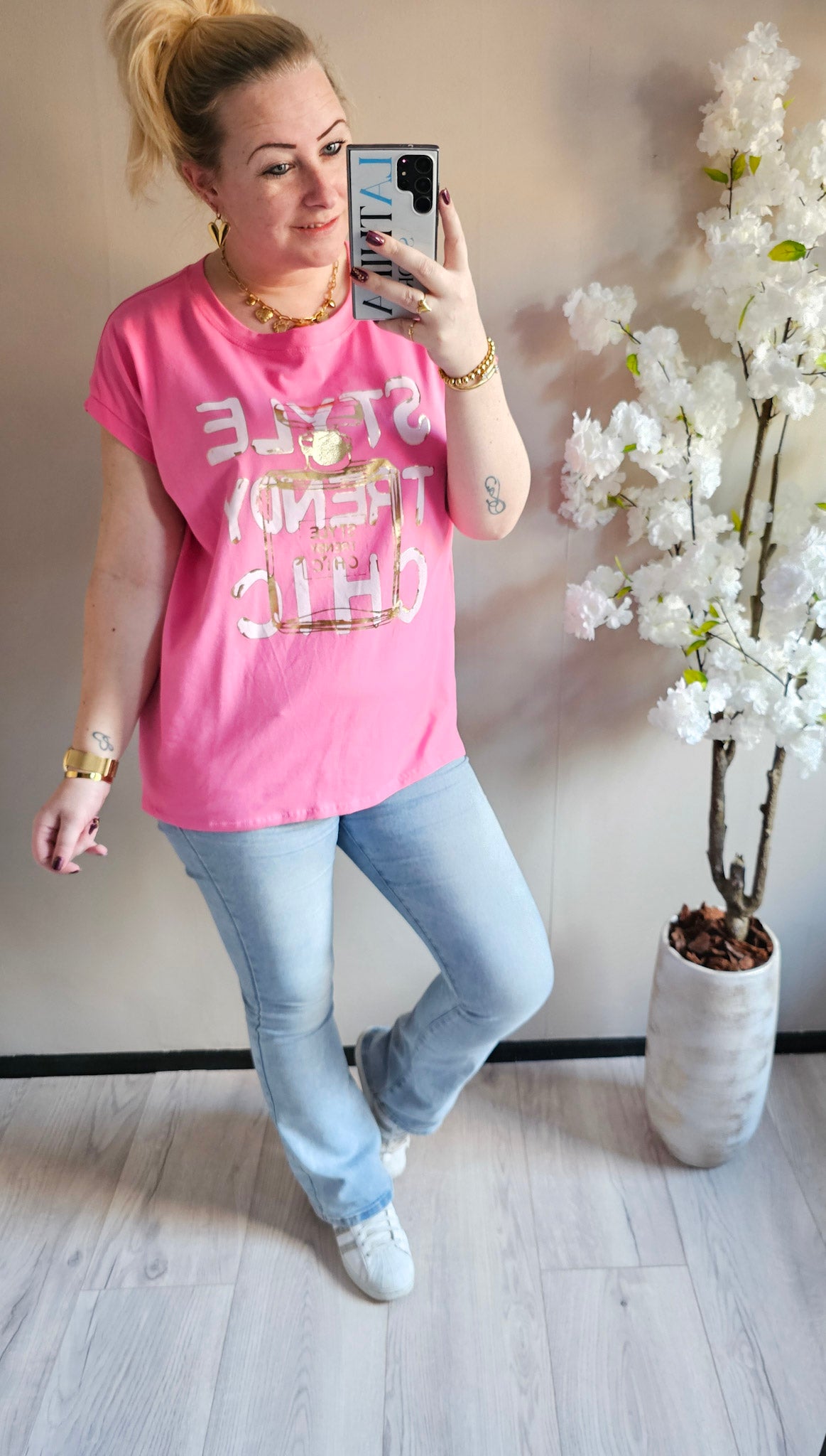 T-SHIRT STYLE | ROZE