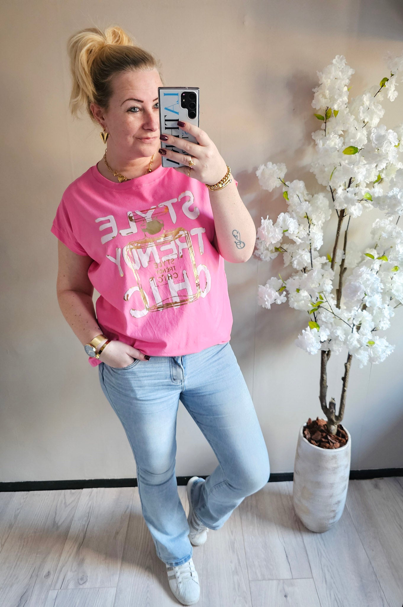 T-SHIRT STYLE | ROZE