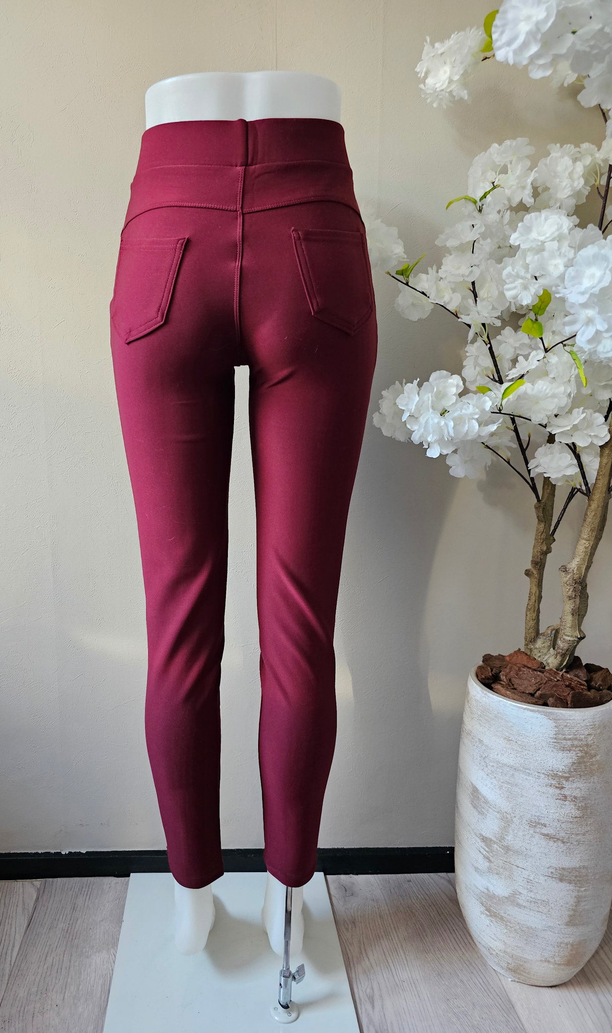 TRAVEL TROUSER | BURGUNDY