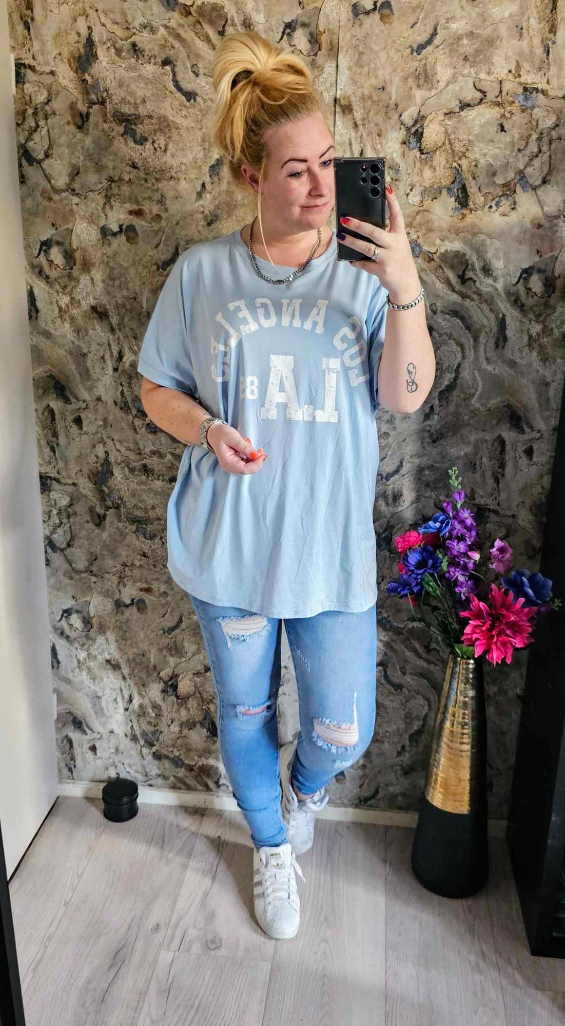 LOS ANGEL T-SHIRT | LICHT BLAUW