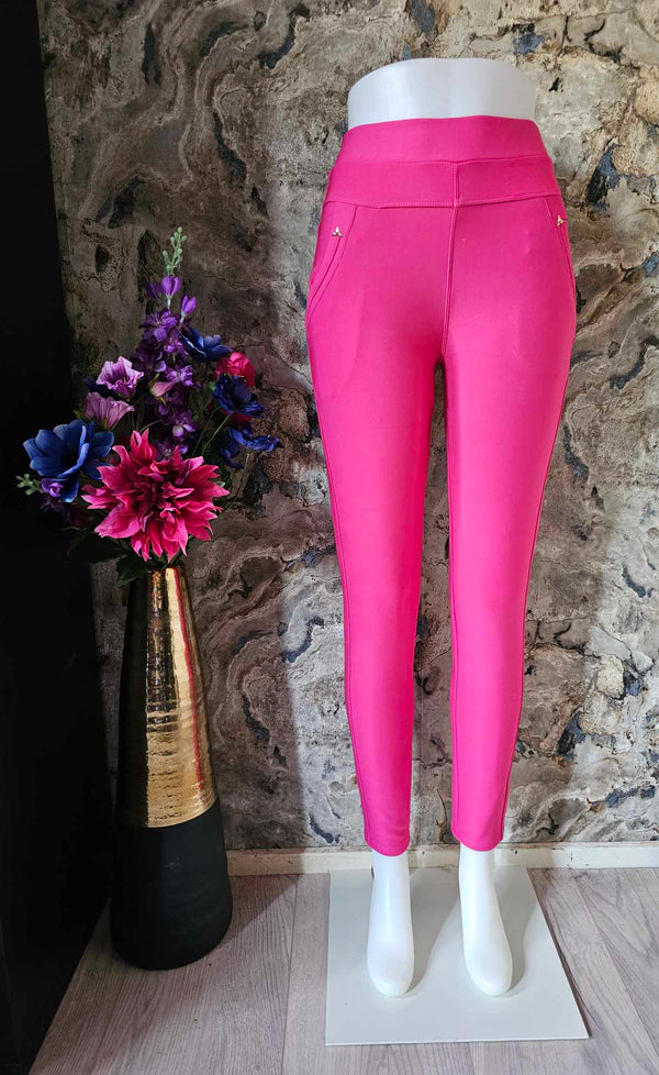 TRAVEL TROUSER | FUCHSIA