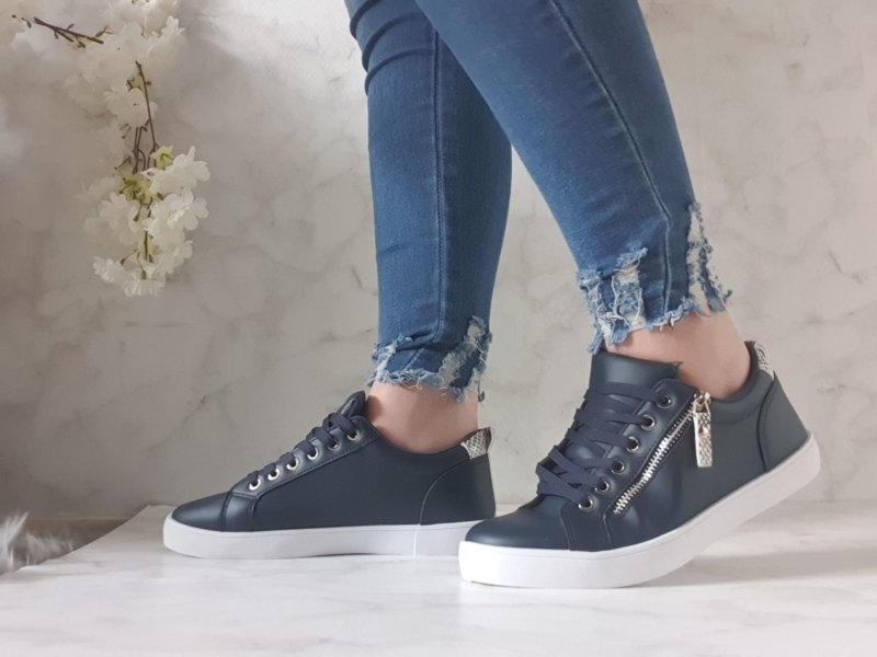 miley sneakers | navy