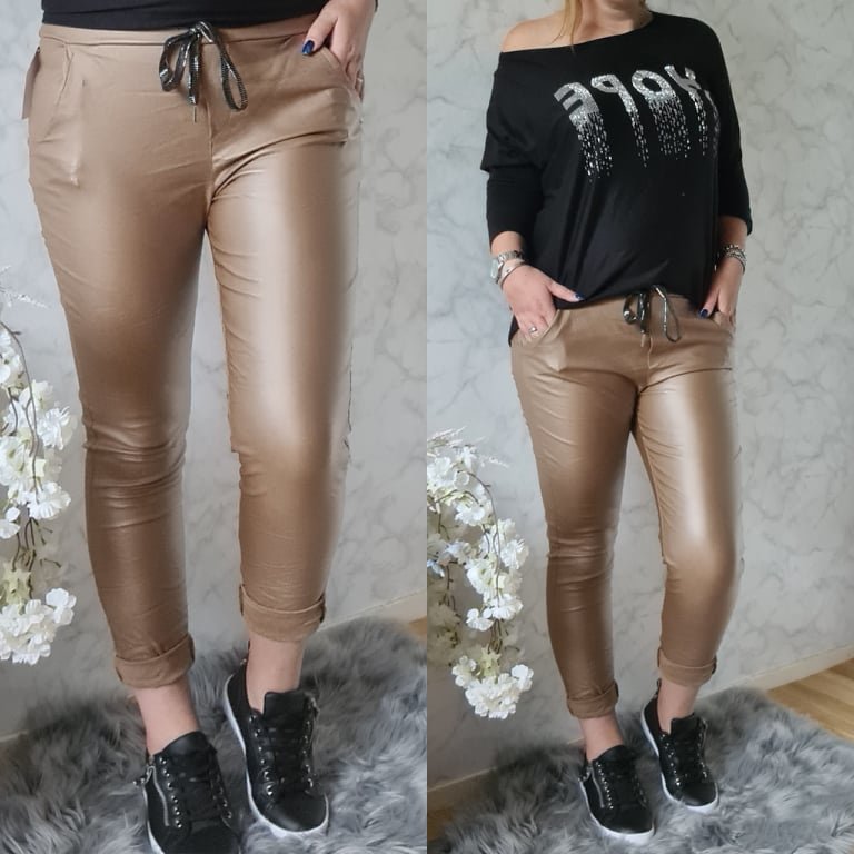 LEATHER LOOK PANTS | CREAM