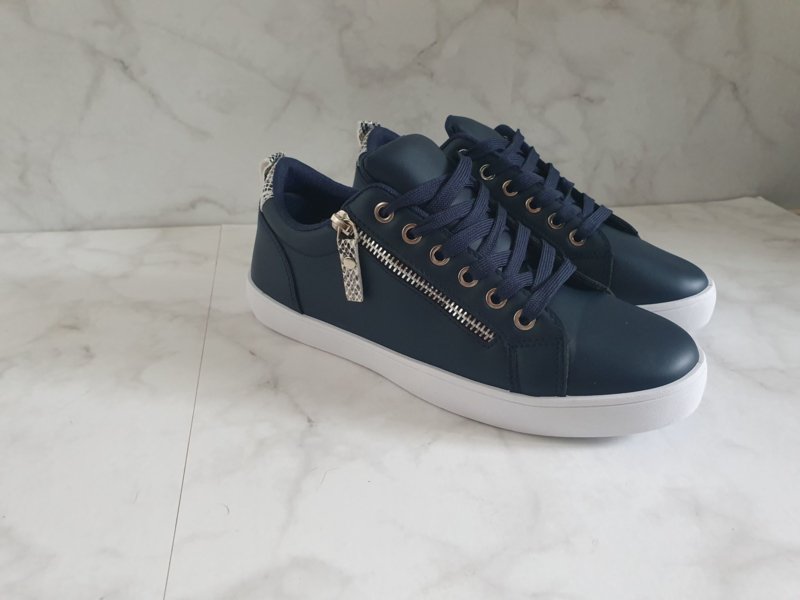 miley sneakers | navy